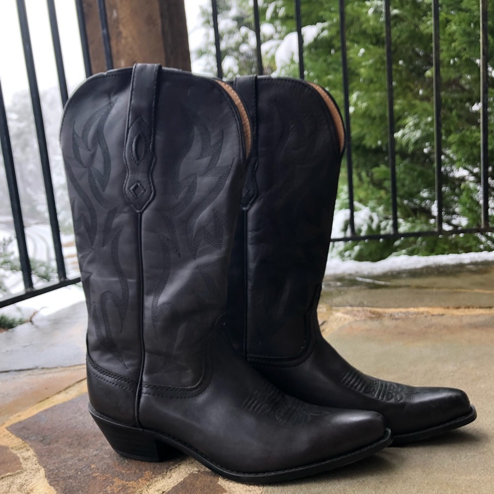Ladies Nocona Boots 👢